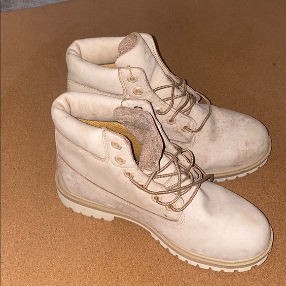 beige timberlands
